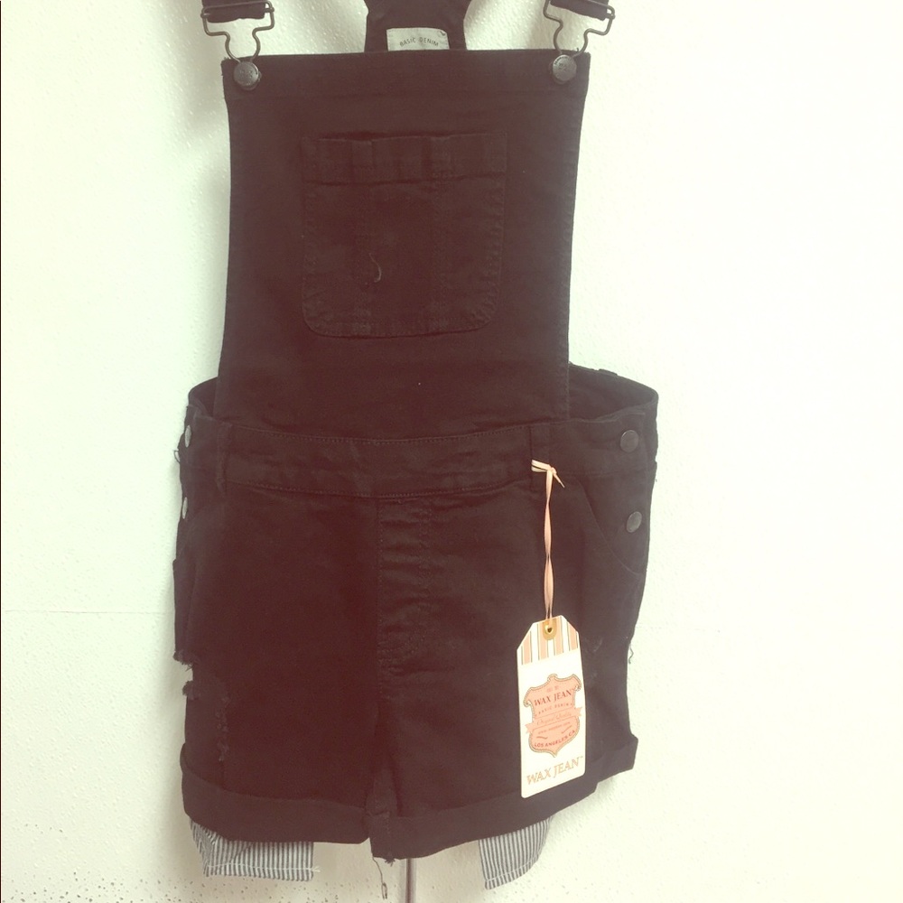 Overall shorts